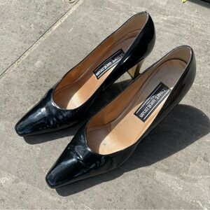 [9] Vintage Stuart Weitzman Classic Black Patent Leather & Gold Pumps Women’s